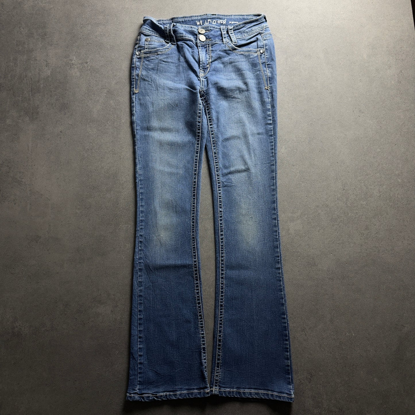 Y2K BASIC BOOTCUT JEANS (Größe XS)