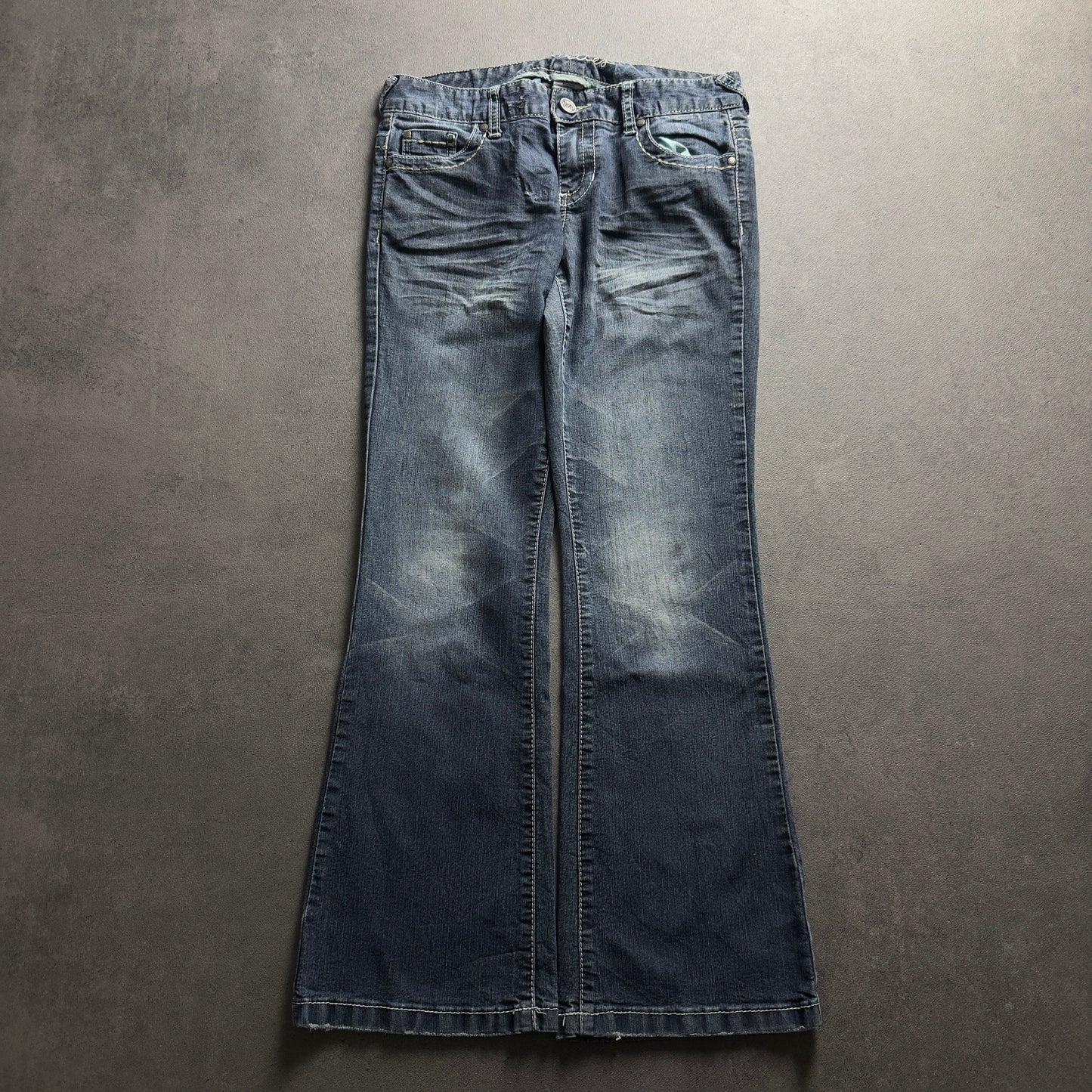 Y2K EMBROIDERY BOOTCUT JEANS (Größe M)