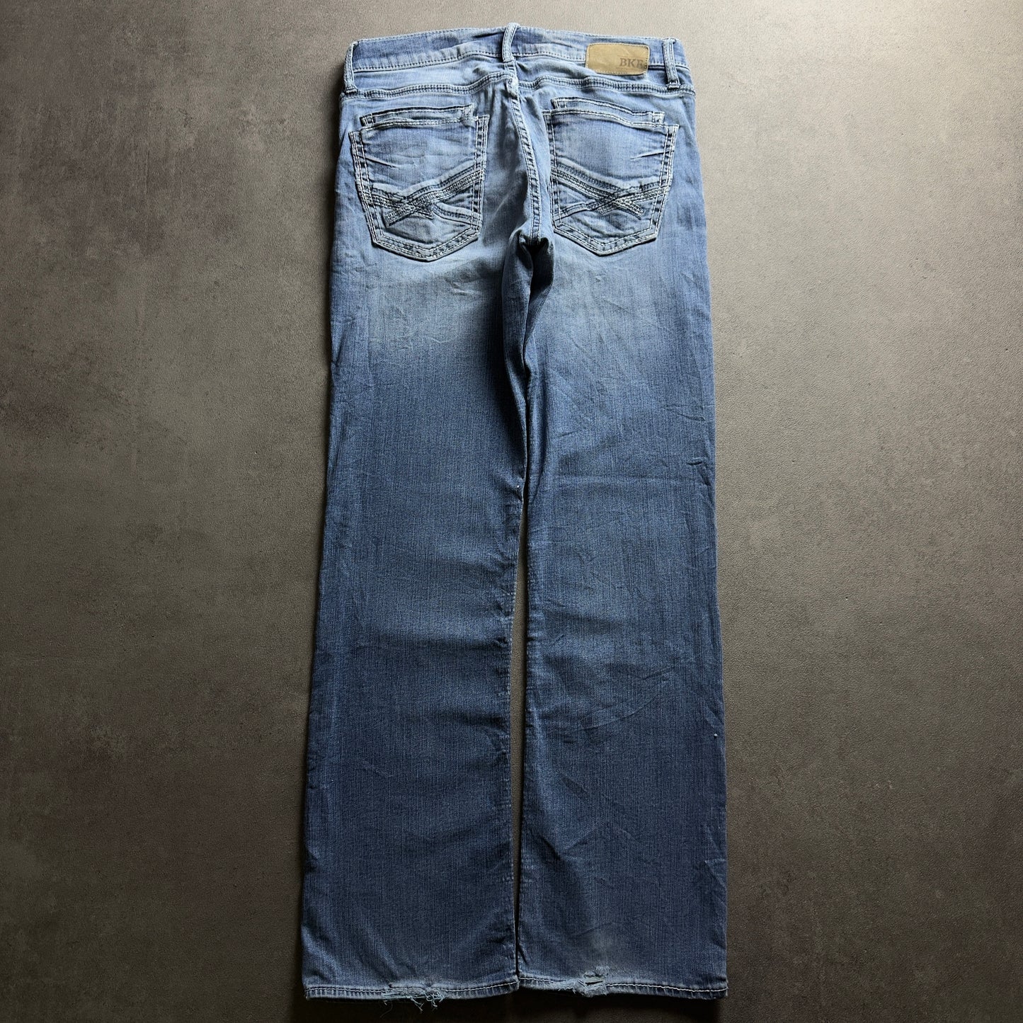 Y2K BASIC BOOTCUT JEANS (Größe M)