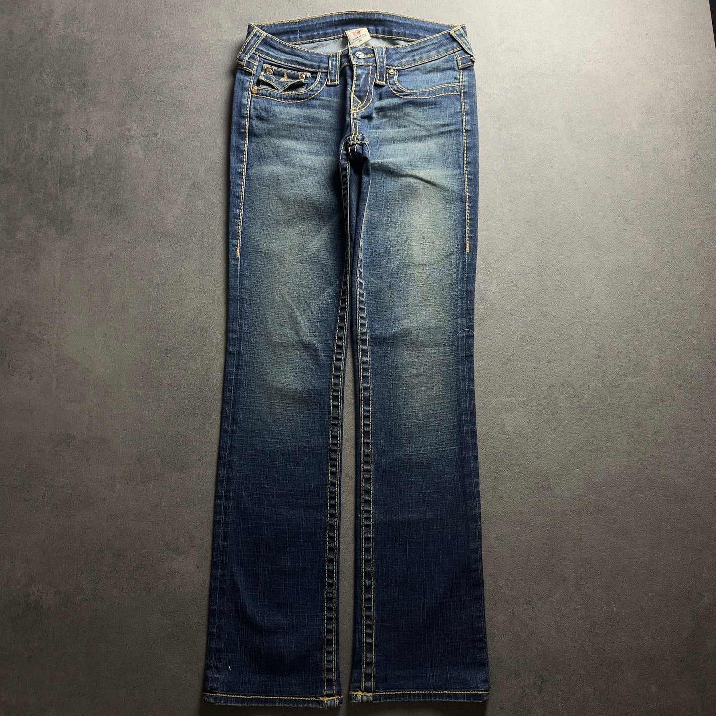 TRUE RELIGION BOOTCUT JEANS (Größe XS)