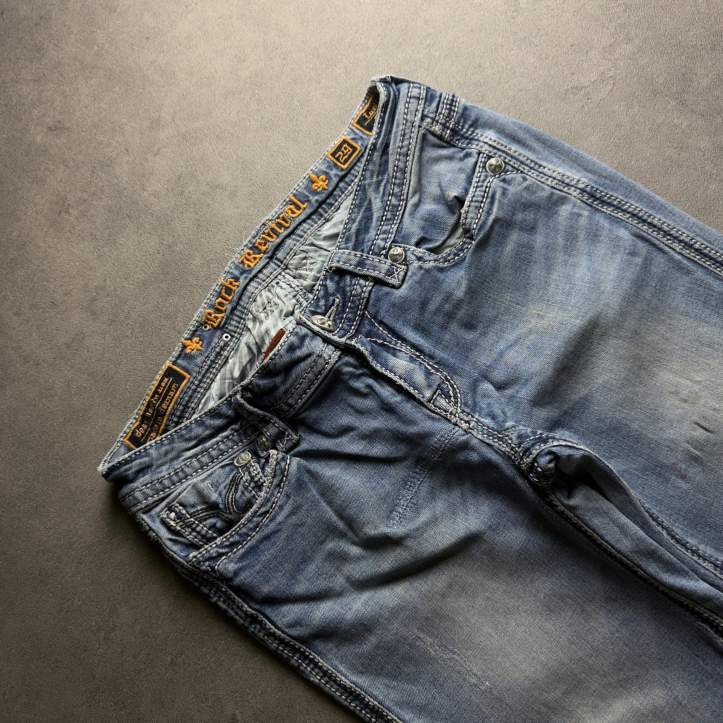 Y2K ROCK REVIVIAL BOOTCUT JEANS (Größe S)