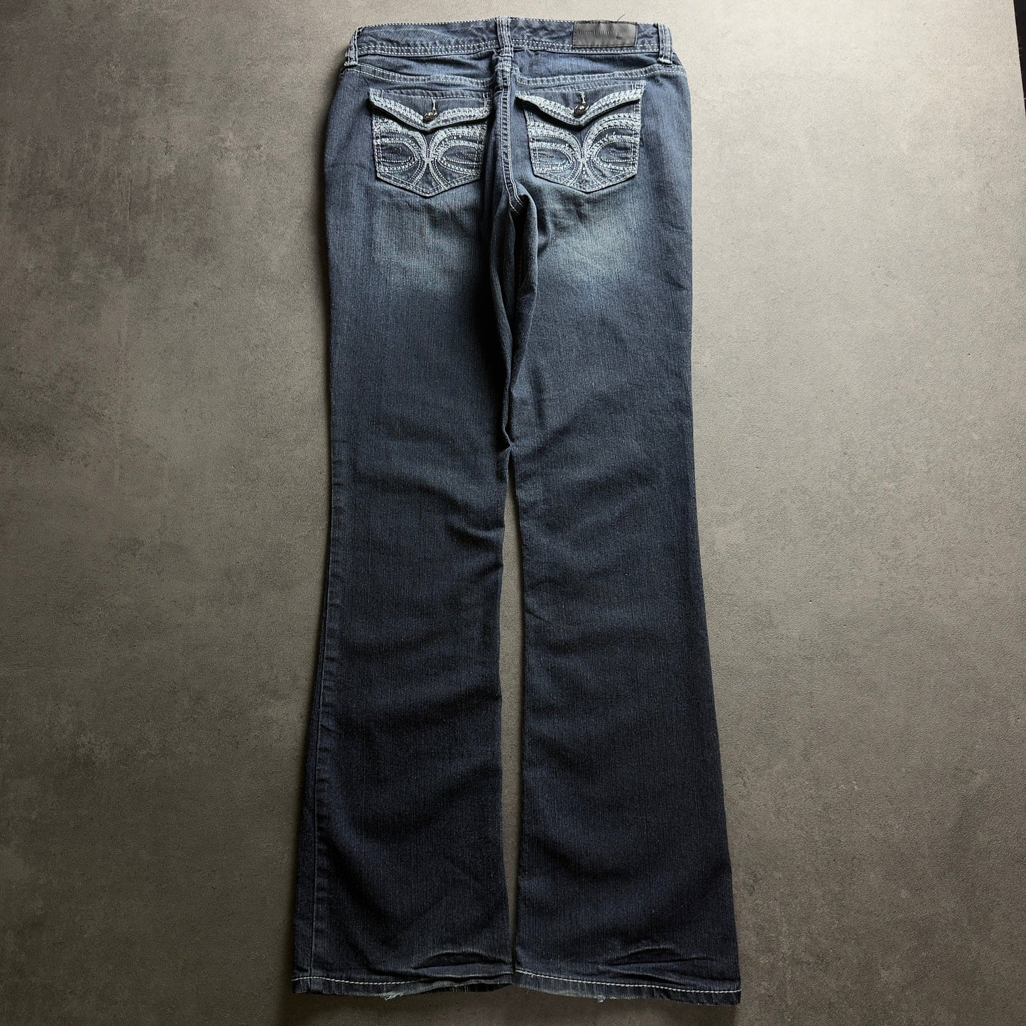 Y2K EMBROIDERY BOOTCUT JEANS (Größe M)