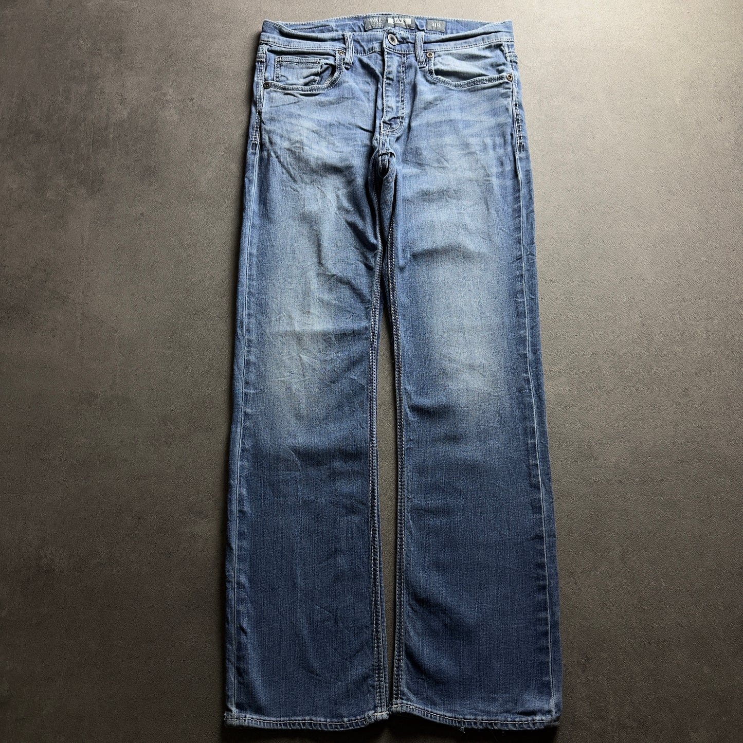 Y2K BASIC BOOTCUT JEANS (Größe M)