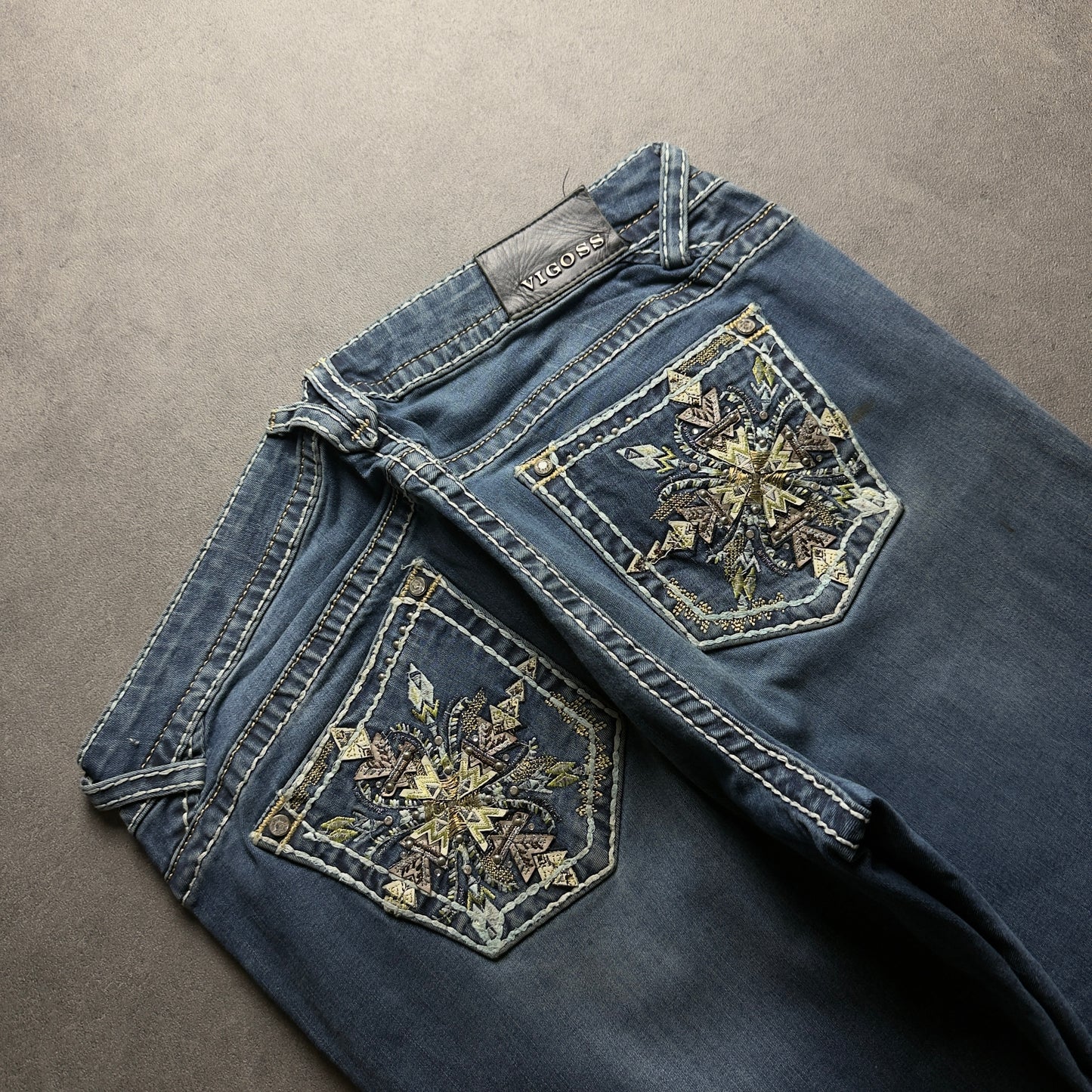 Y2K EMBROIDERY BOOTCUT JEANS (Größe XXL)