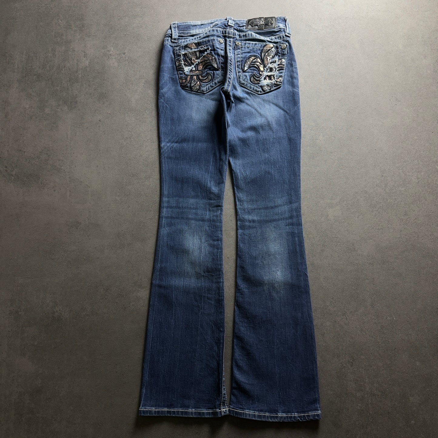 Y2K MISS ME BOOTCUT JEANS (Größe XS)