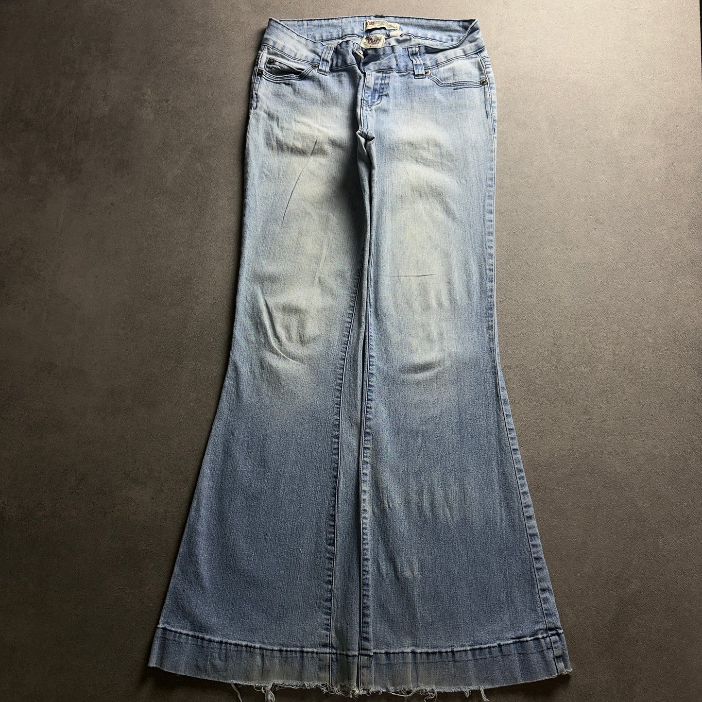Y2K EMBROIDERY BOOTCUT JEANS (Größe S)